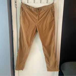 American Eagle Original Straight Ne(x)t Level Flex Khakis
